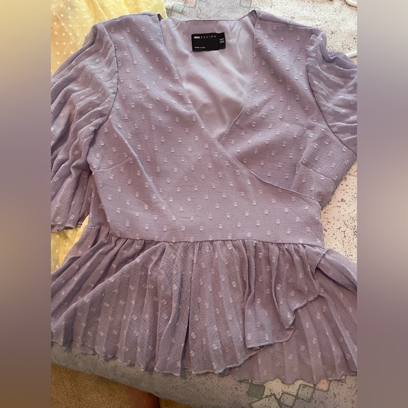 Textured wrap short sleeve blouse - Picture 2 of 9